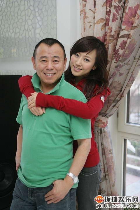 红楼女星遭遇潜规则 揭秘娱乐圈女星陪睡黑幕