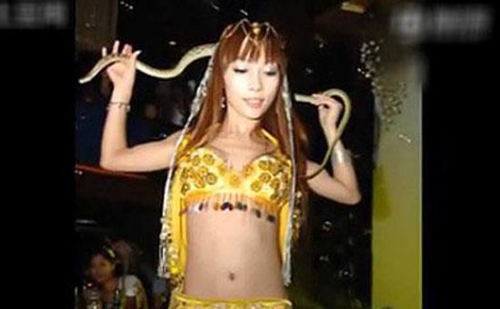 揭娱乐圈变性艺人 