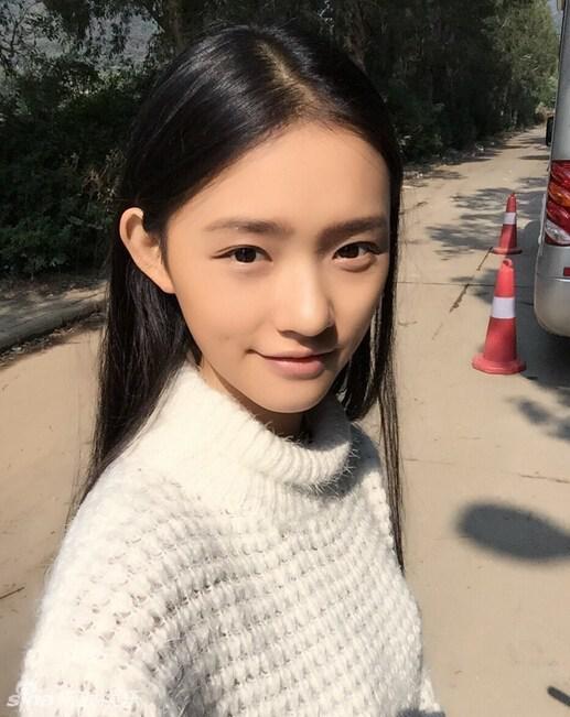 新任“星女郎”林允清纯私照曝光