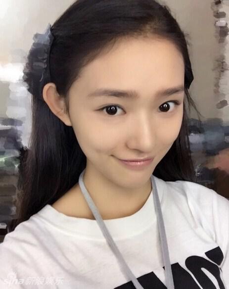 新任“星女郎”林允清纯私照曝光