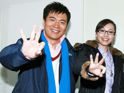 揭《我是歌手3》选手故事 韩红身陷同性传闻