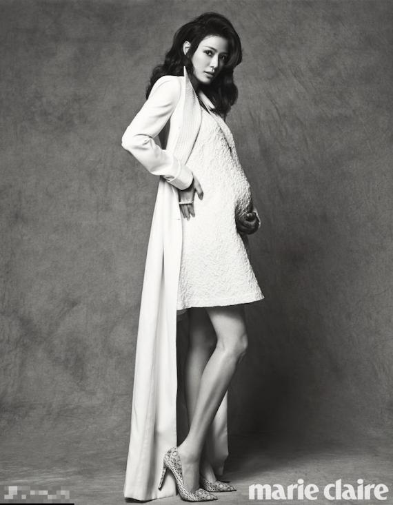 孙泰英孕期写真