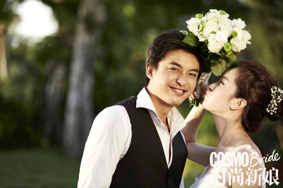 李佳航李晟婚照曝光 海边相拥上演浪漫时刻