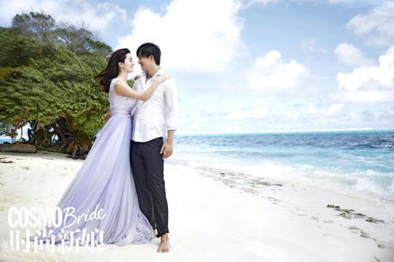 李佳航李晟婚照曝光 海边相拥上演浪漫时刻