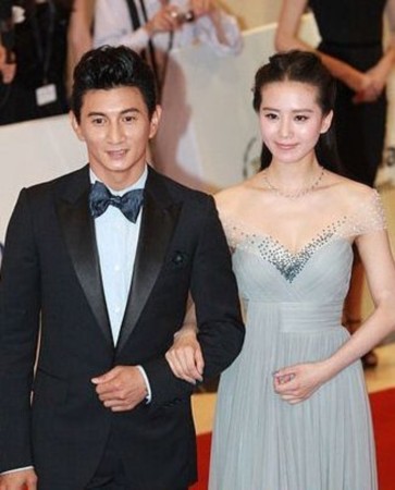 吴奇隆刘诗诗夫妻档温文尔雅