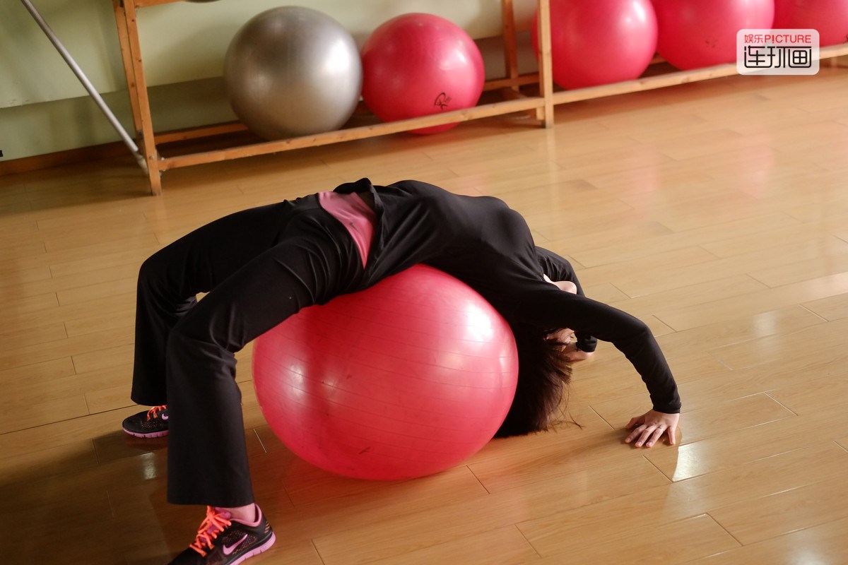 苏紫紫：从人体艺术家到小女人