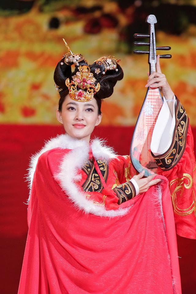 央视春晚彩排四大美女露真容 张靓颖张杰没现身