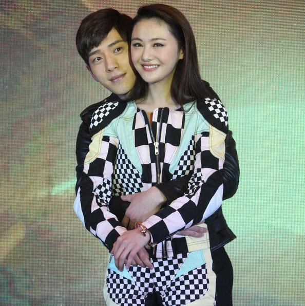 一剧一变脸?图揭郑爽容貌变迁:肿脸老十岁 酷似大S