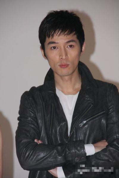 男星素颜高清照：陈伟霆最赞张翰逆袭 李健霍建华卸妆死