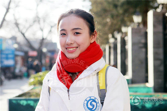 艺考的学生满脸笑容