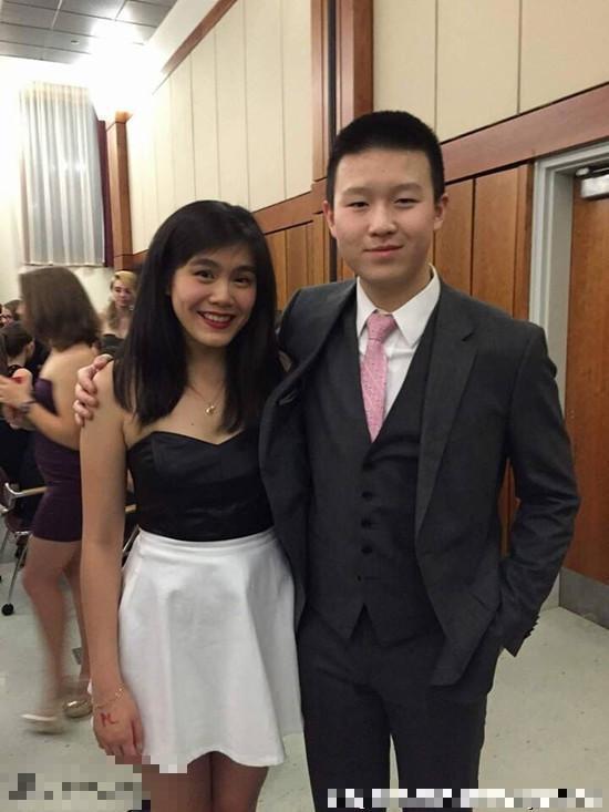 英如镝和女性友人