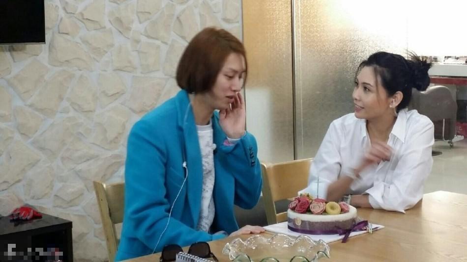 邱淑贞曾为金希澈庆生