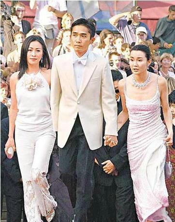 旧爱新欢尴尬同台 霍启刚郭晶晶田亮合照