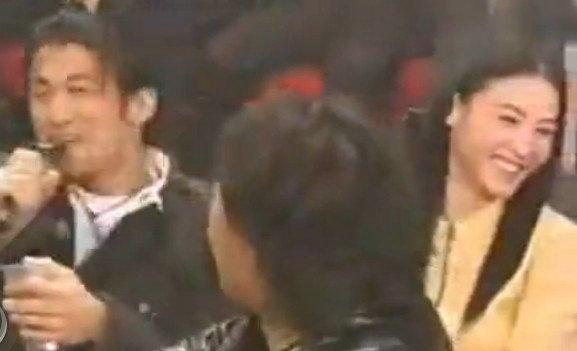 旧爱新欢尴尬同台 霍启刚郭晶晶田亮合照