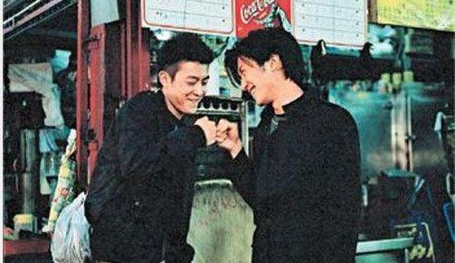 旧爱新欢尴尬同台 霍启刚郭晶晶田亮合照