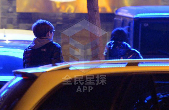 张一山半年内换掉同窗女友 恋上“龙女郎”林鹏