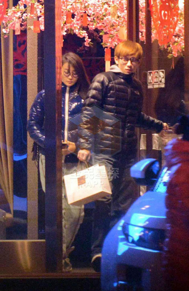 张一山半年内换掉同窗女友 恋上“龙女郎”林鹏