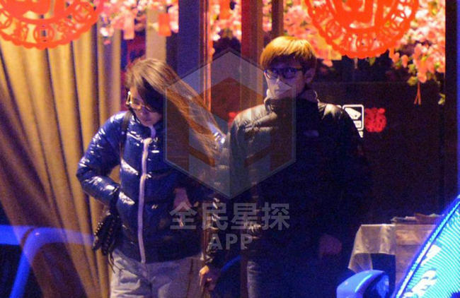 张一山半年内换掉同窗女友 恋上“龙女郎”林鹏