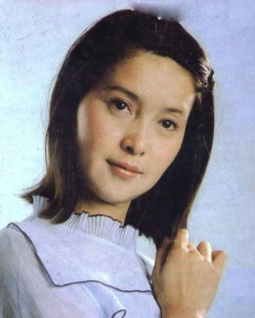 80年代绝色女星：李小璐妈妈清纯 潘虹撞脸王菲