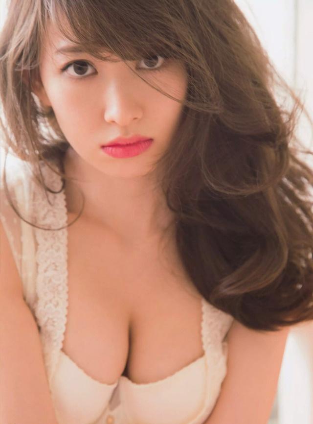 小嶋阳菜疑转型拍大尺度写真 翘臀无敌