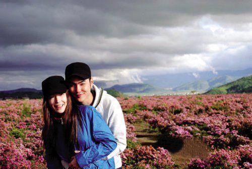 阮经天和许玮甯去旅游