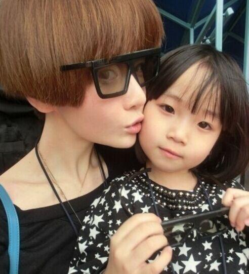 高晓松前妻、女儿（资料图）