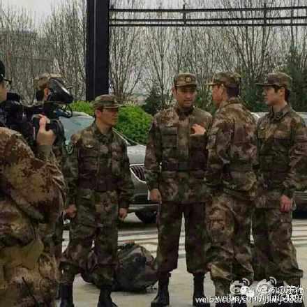 王宝强拍节目受伤