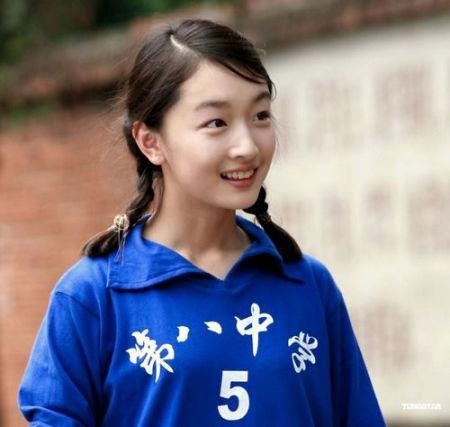 90后四小花旦绯闻多 娜扎俘获郑爽前任