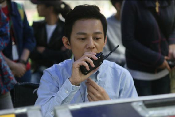 导演何炅现场指导