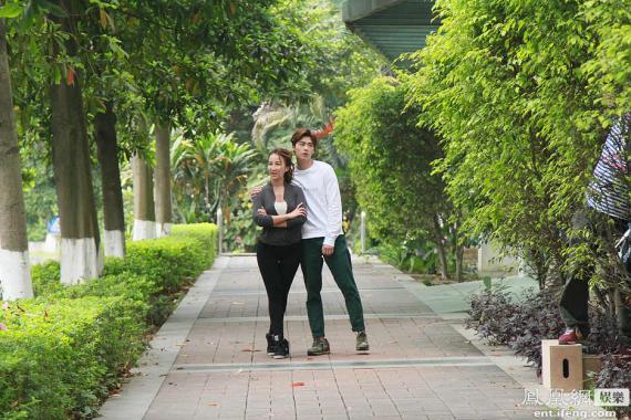 李易峰称心仪女生类型不定 张慧雯是一种