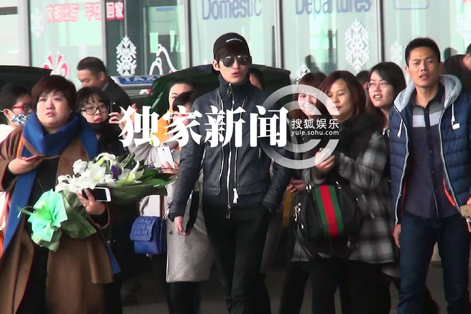 张翰“霸道总裁”范儿十足