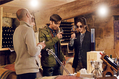 赵薇夫妇身家暴涨35.6亿 可买106个法国酒庄