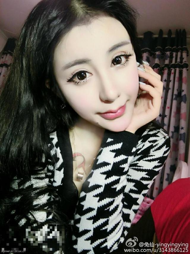 15岁萌少女整容变蛇精 高调炫富遭抨击