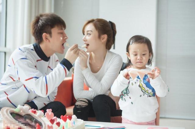 你们吃吧 我看看这是啥