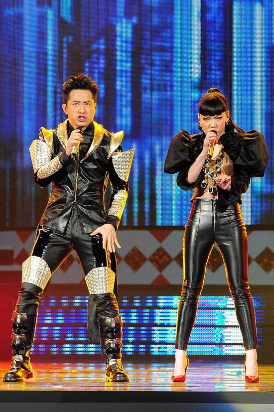 网曝吴莫愁与庾澄庆疑似同居 师徒恋或成真