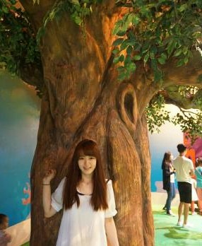 台湾艺大校花王绪绪走红