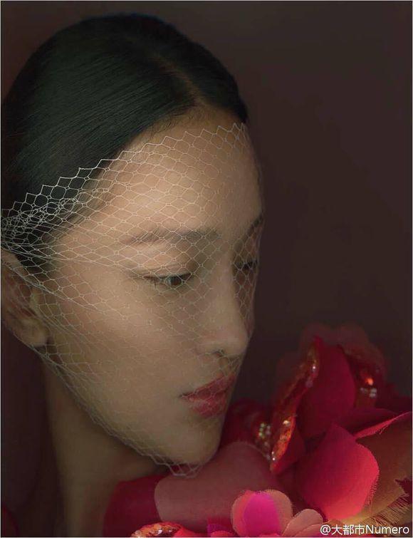 周迅全新杂志封面写真曝光 鬼魅风格不同凡响 周迅全新杂志封面写真曝光 鬼魅风格不同凡响