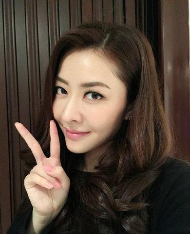 明星青涩照揭整容真相：熊黛林旧照吓跑郭富城