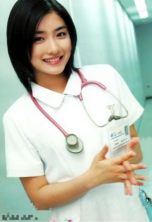 石原里美护士服