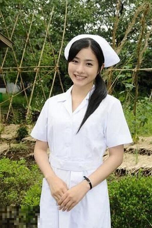石原里美俏皮小护士