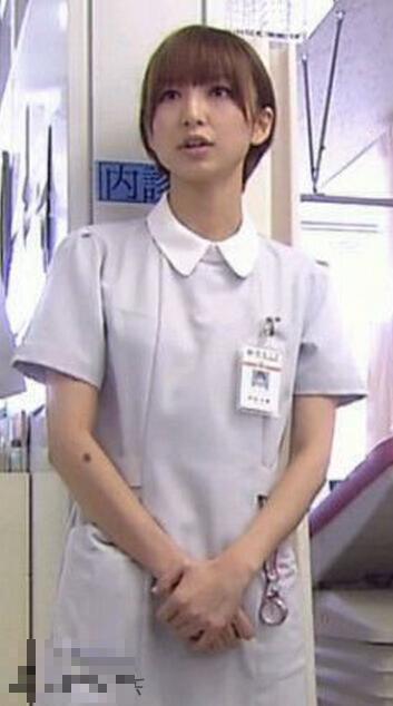 篠田麻里子护士服