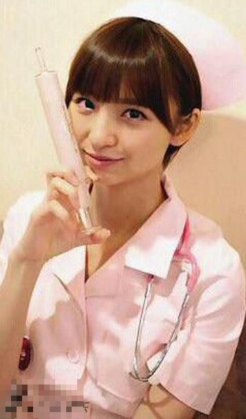篠田麻里子要给你打针了！