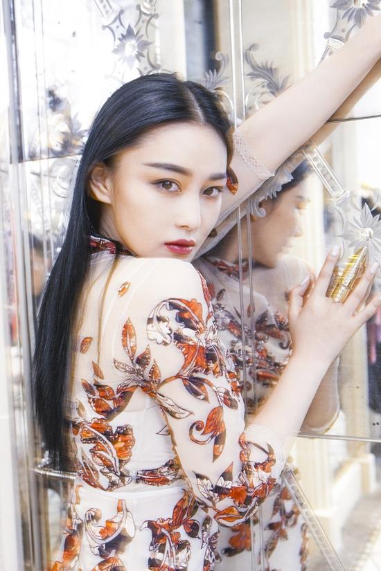 盘点娱乐圈劳模:范爷封最拼命女神 盘点娱乐圈劳模:范爷封最拼命女神