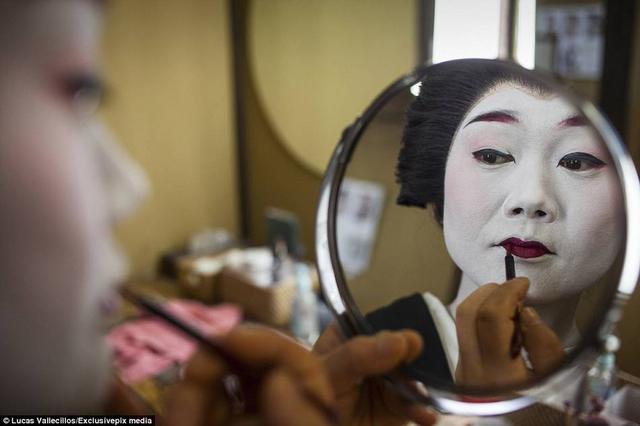 揭秘日本艺妓的神秘生活 揭秘日本艺妓的神秘生活