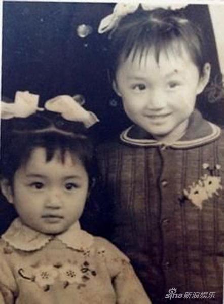 杨钰莹青涩成长照 85年参加央视节目出道 杨钰莹青涩成长照 85年参加央视节目出道