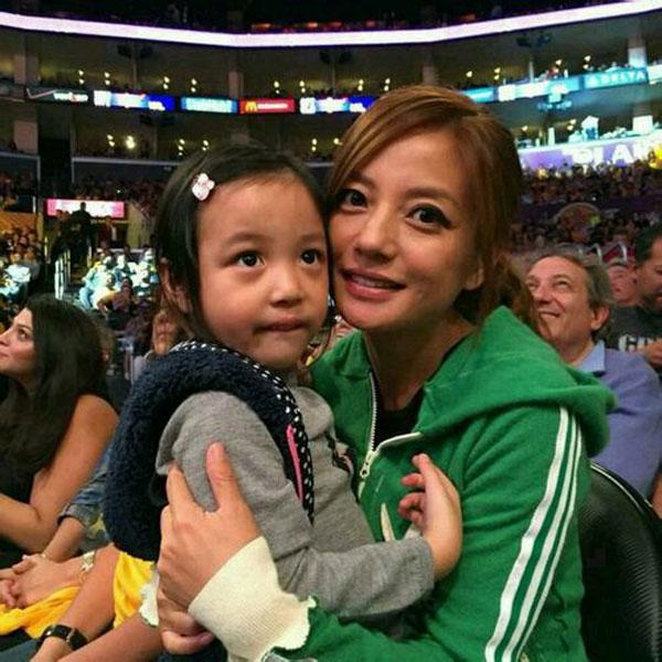 图揭豪门星二代奢靡生活:王诗龄名牌傍身秒杀三线明星