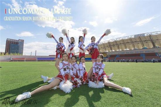 高校”女神帮“毕业照惊艳 平均身高1米7 高校”女神帮“毕业照惊艳 平均身高1米7