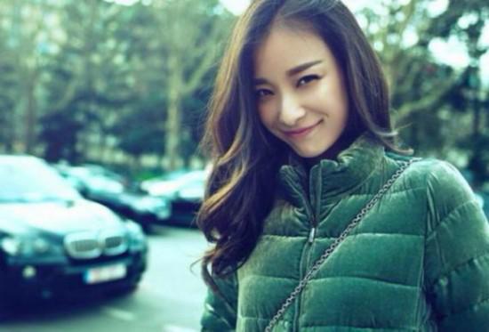 女星黑历史不堪回首：张馨予坐台照倪妮有心机