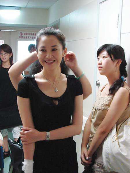 女星黑历史不堪回首：张馨予坐台照倪妮有心机