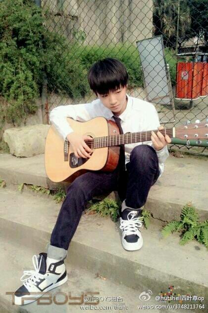 00后都有绯闻了:TFBOYS王俊凯女友曝光有夫妻相 00后都有绯闻了:TFBOYS王俊凯女友曝光有夫妻相